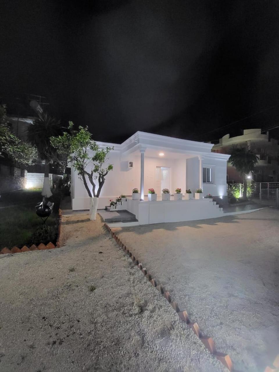 Vila Ademi Ksamil Villa Buitenkant foto